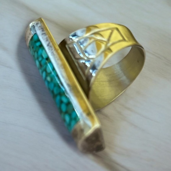 UNIQUE SLEEPING BEAUTY TURQUOISE RING FILLED WITH LITTLE BALLS - Picture 3 of 6